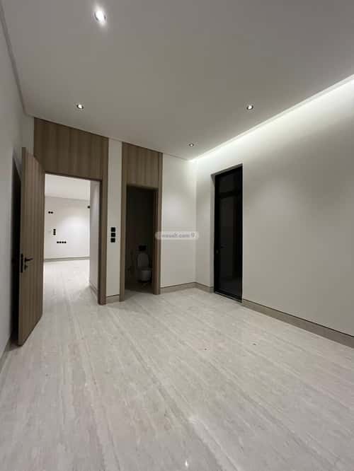 4 bedroom villa in Al Mahdiyyah 3