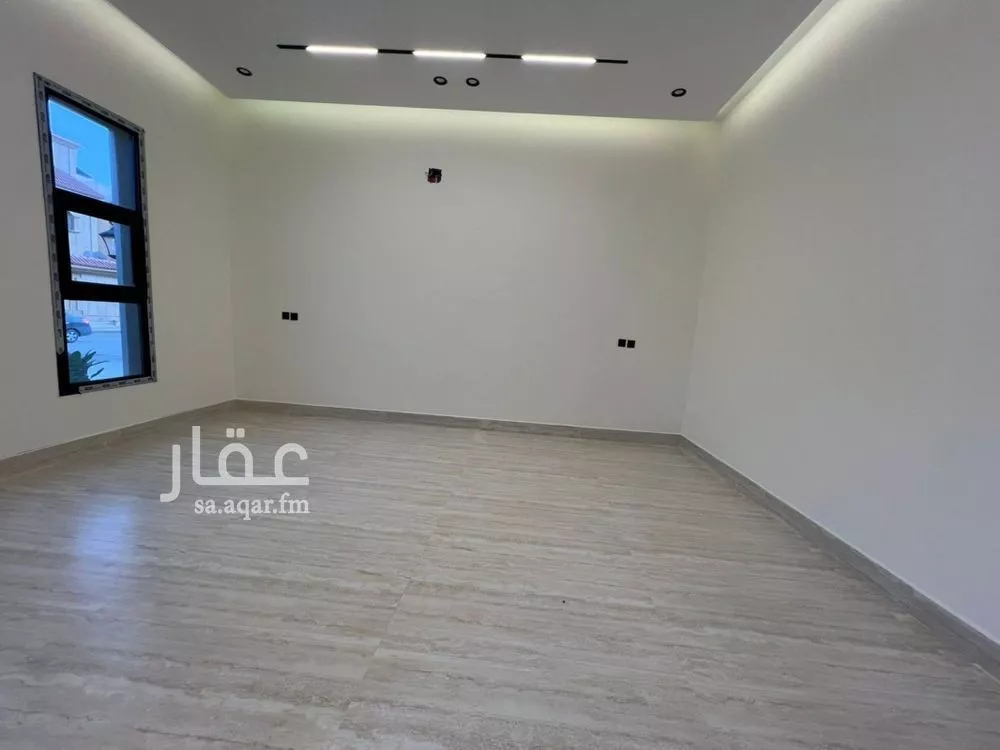 فيلا 7 غرف في ظهرة لبن 12