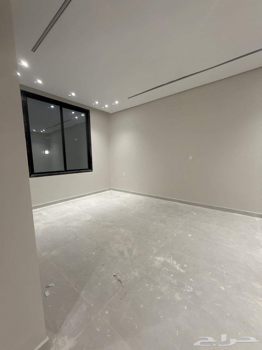6 bedroom villa in Al Manar 5