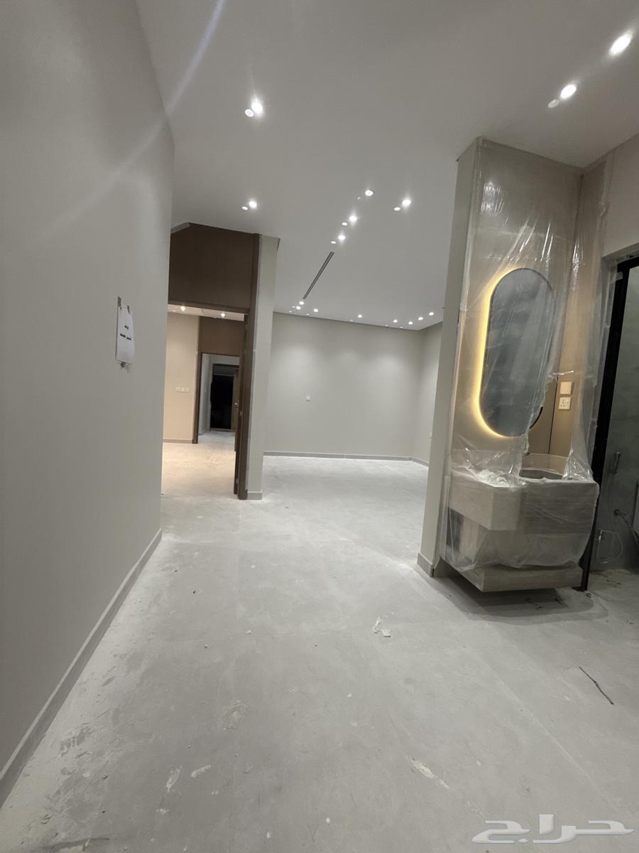 6 bedroom villa in Al Manar 9