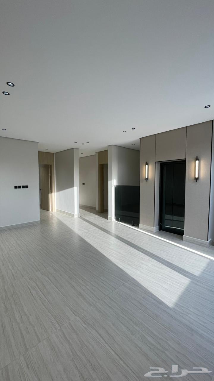 6 bedroom villa in Ash Shulah 12