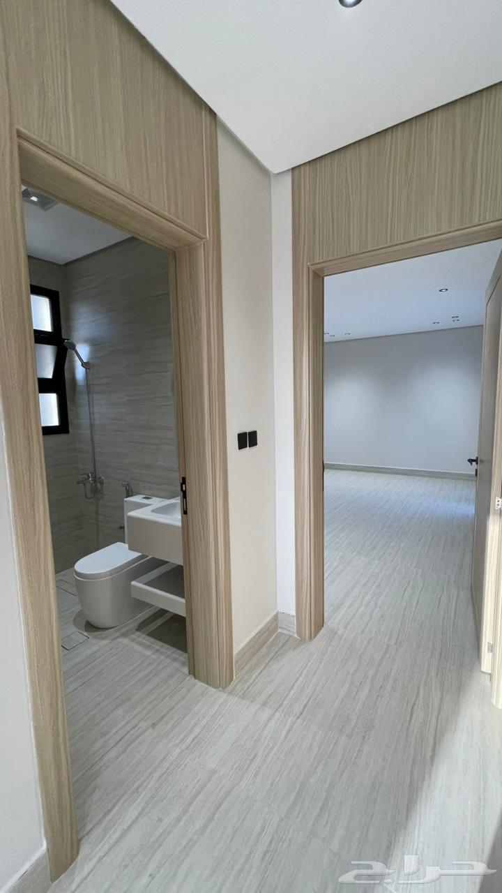 6 bedroom villa in Ash Shulah 9