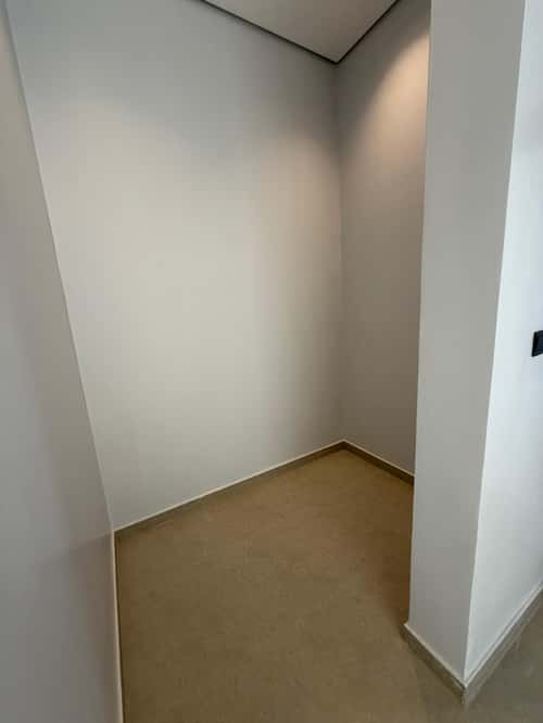 5 bedroom villa in Al Mahdiyyah 3