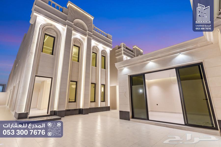 5 bedroom villa in Al Amwaj 12