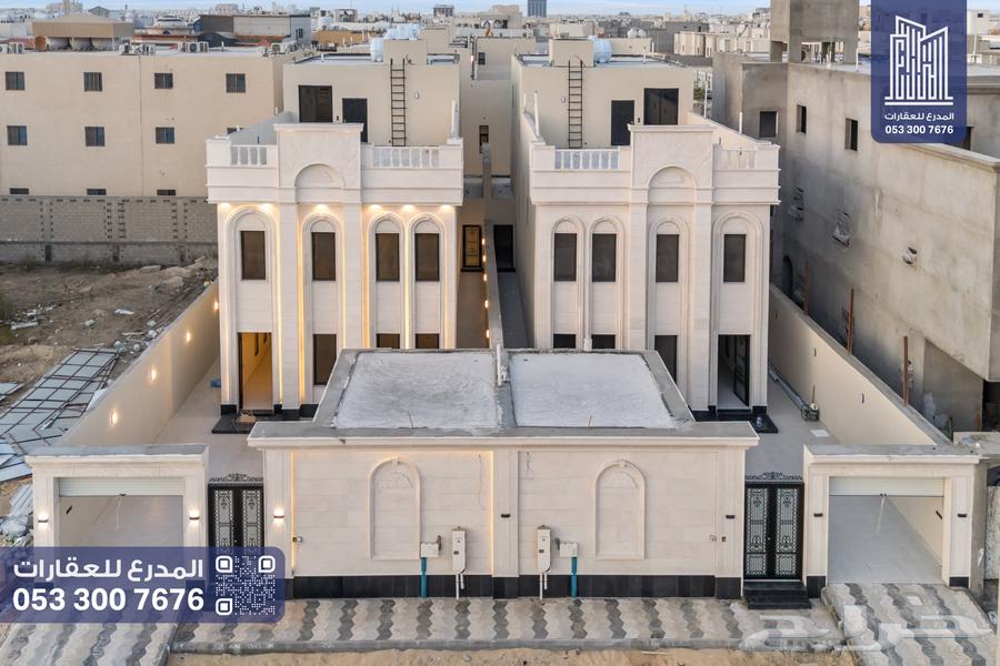 5 bedroom villa in Al Amwaj 13