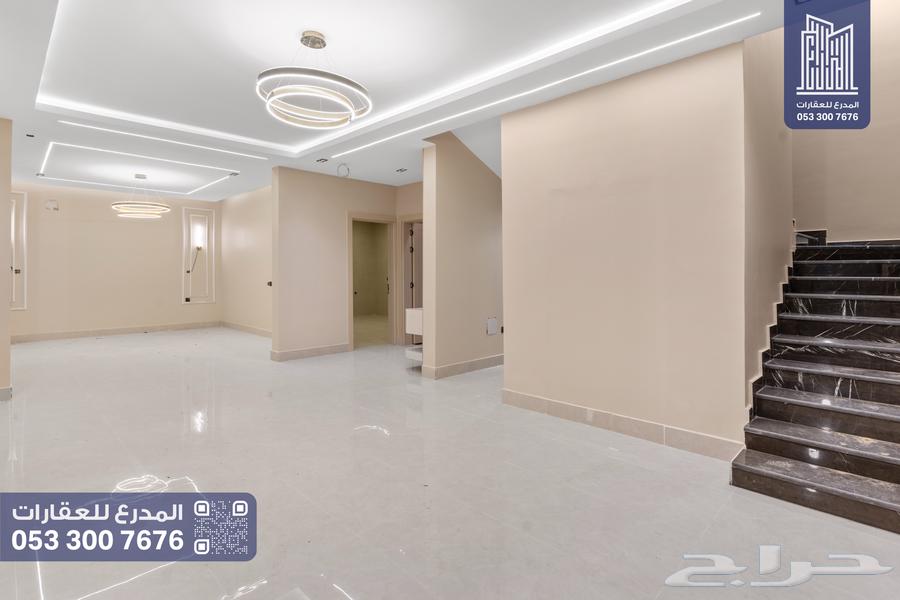 5 bedroom villa in Al Amwaj 7