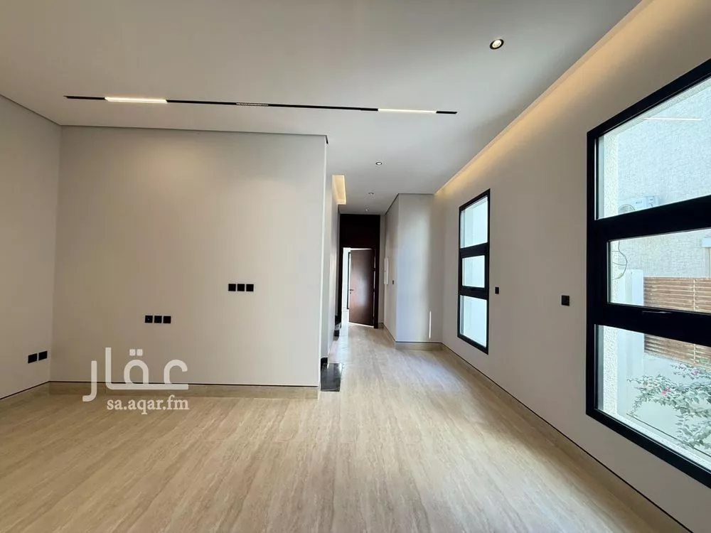 فيلا 5 غرف في المهدية 6