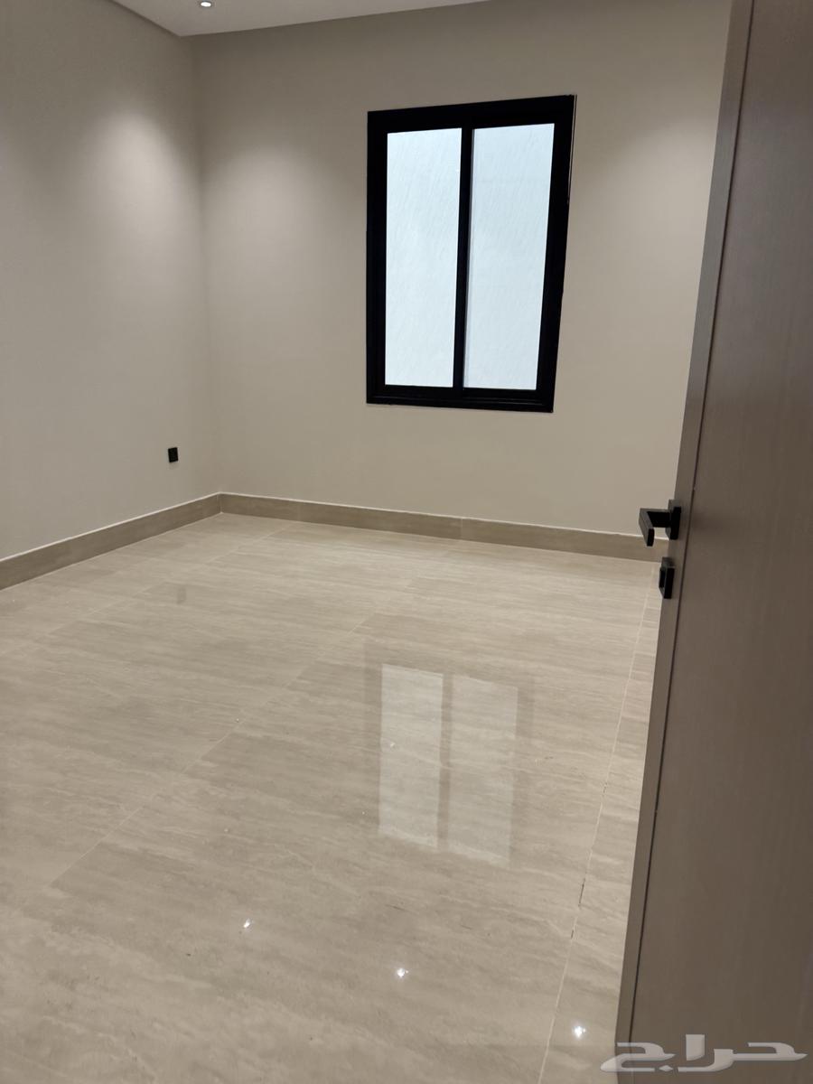 6 bedroom villa in Al Amwaj 7