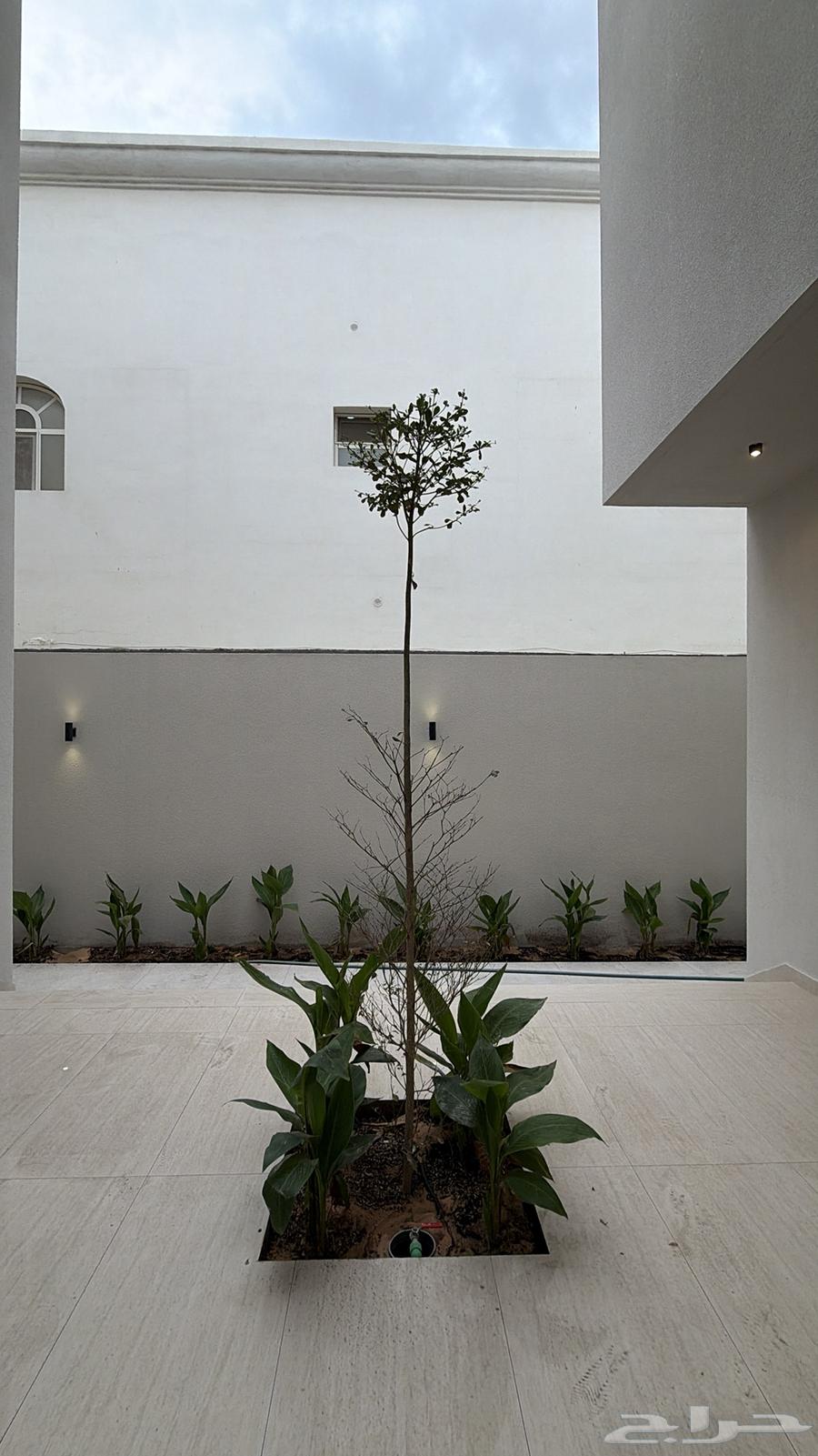 6 bedroom villa in Al Shiraa 11