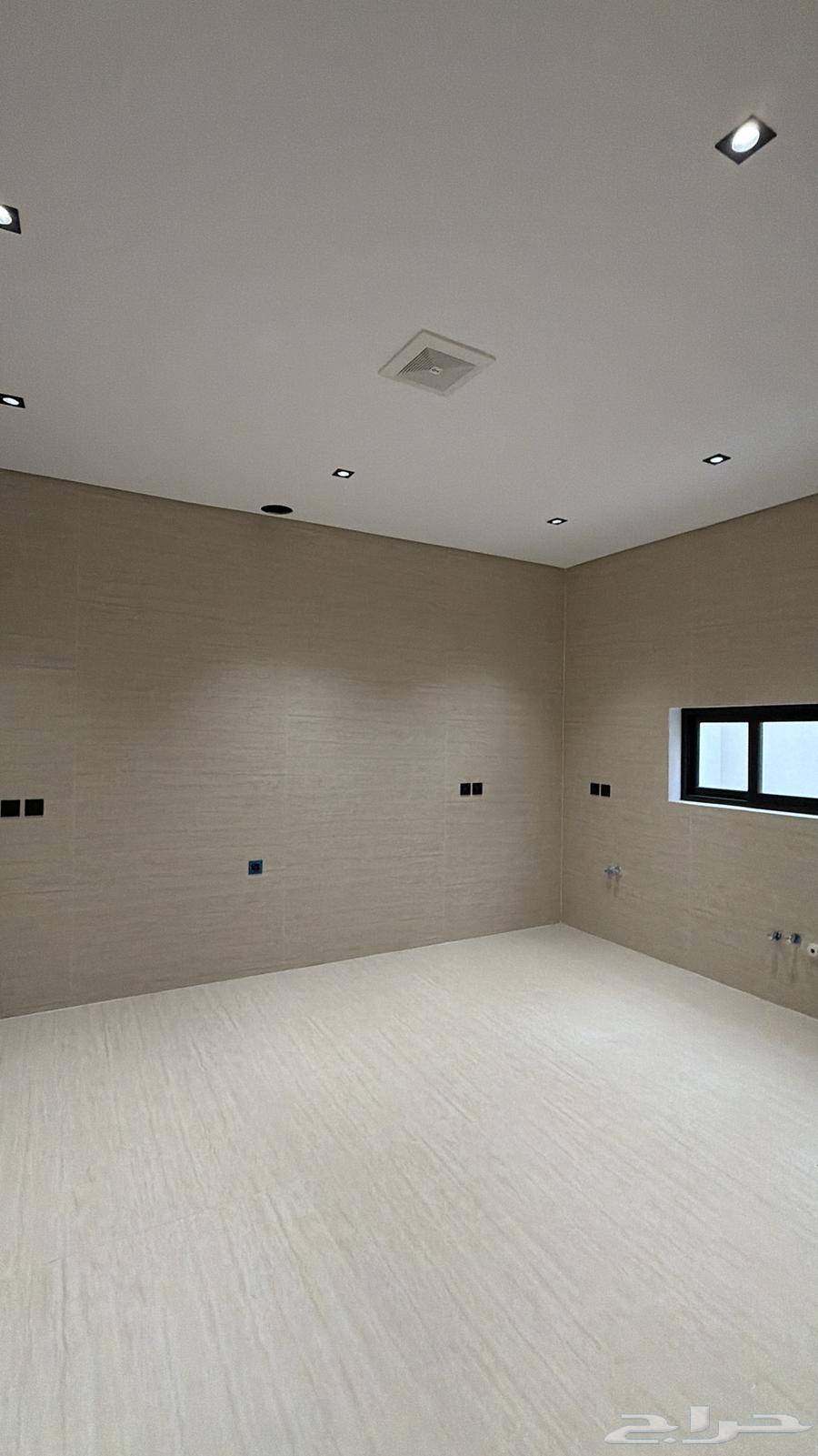 6 bedroom villa in Al Shiraa 12