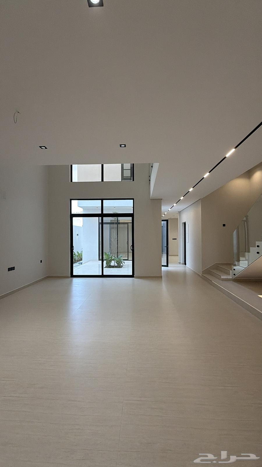 6 bedroom villa in Al Shiraa 15