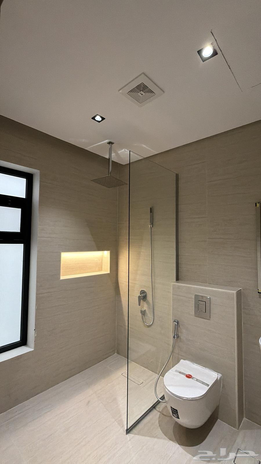 6 bedroom villa in Al Shiraa 20