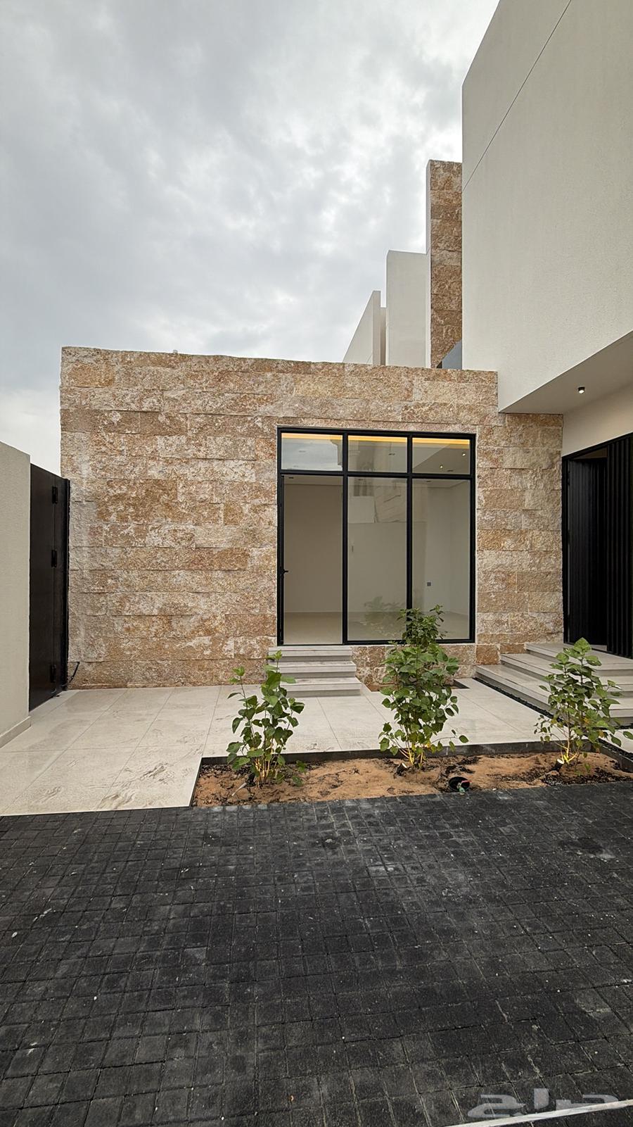 6 bedroom villa in Al Shiraa 4