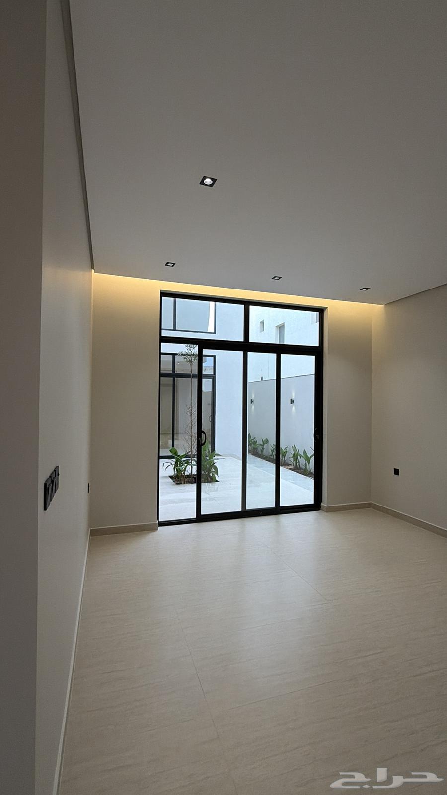 6 bedroom villa in Al Shiraa 9