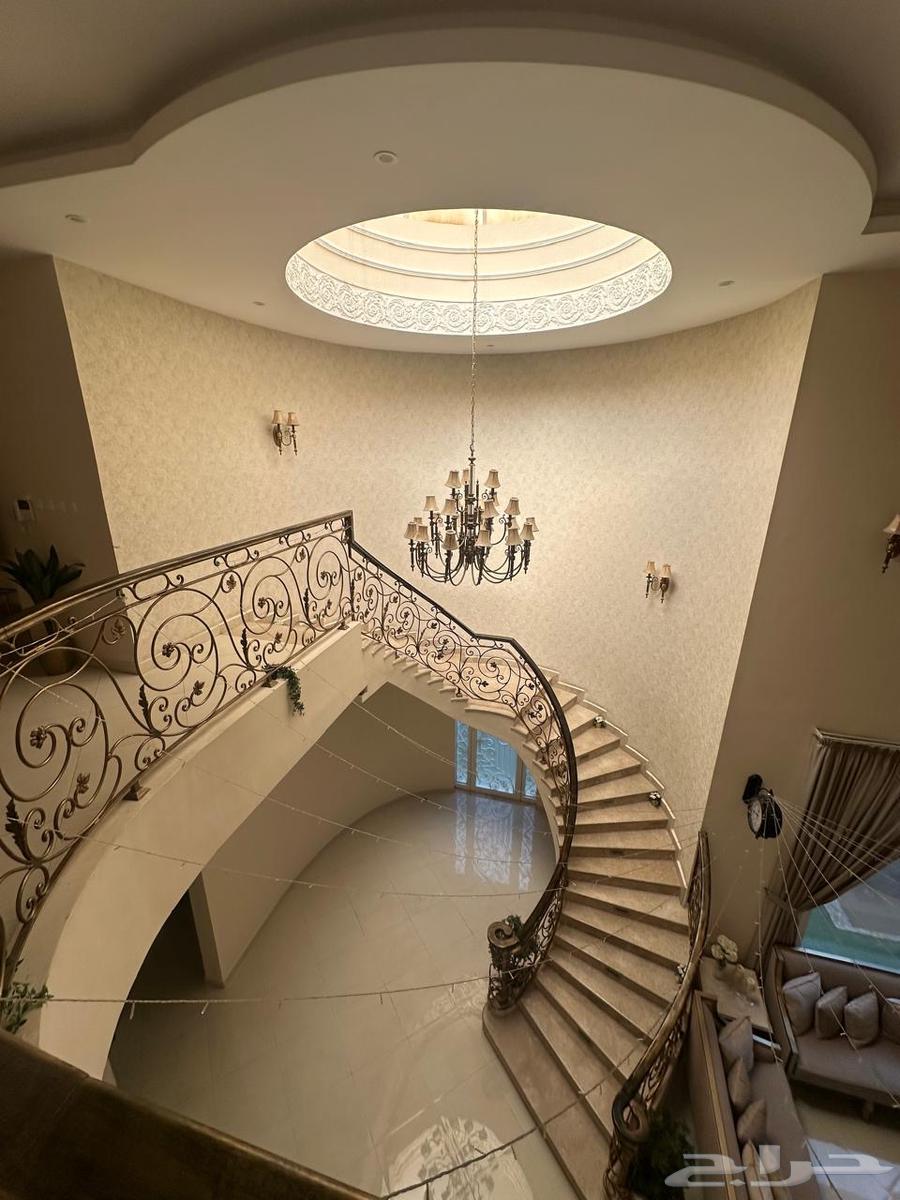8 bedroom villa in As Sawari 3