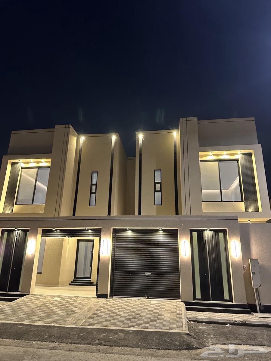 9 bedroom villa in Dahiat King Fahd 3