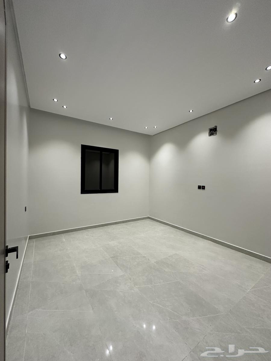 9 bedroom villa in Dahiat King Fahd 29