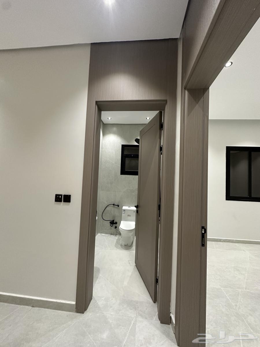 9 bedroom villa in Dahiat King Fahd 30