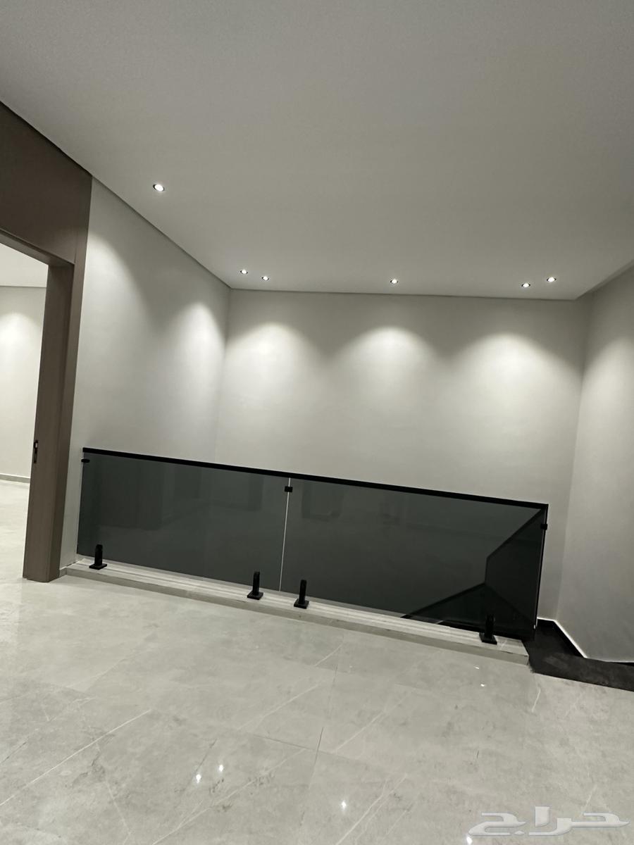 9 bedroom villa in Dahiat King Fahd 36