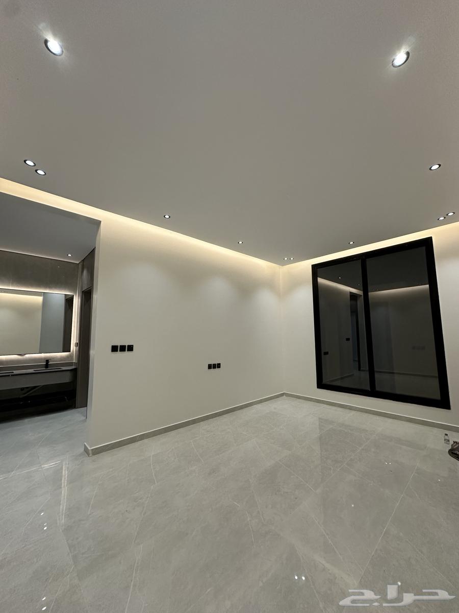 9 bedroom villa in Dahiat King Fahd 10