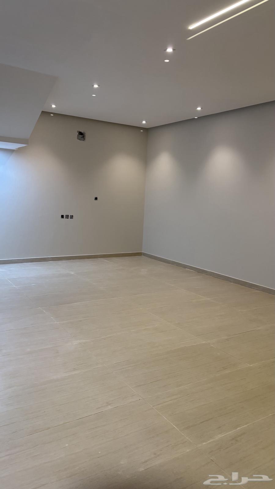 10 bedroom villa in Dahiat King Fahd 37