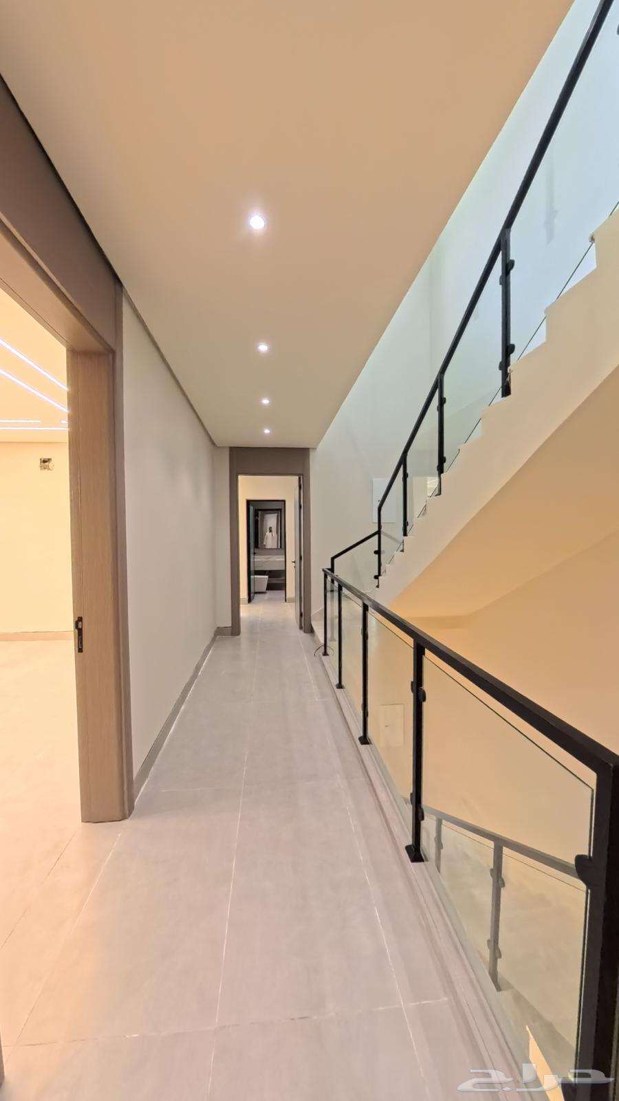 7 bedroom villa in Dahiat King Fahd 10