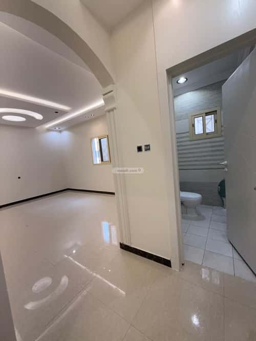 5 bedroom apartment in Dhahrat Laban 1