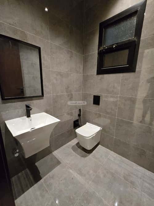 5 bedroom floor in Al Munsiyah 9