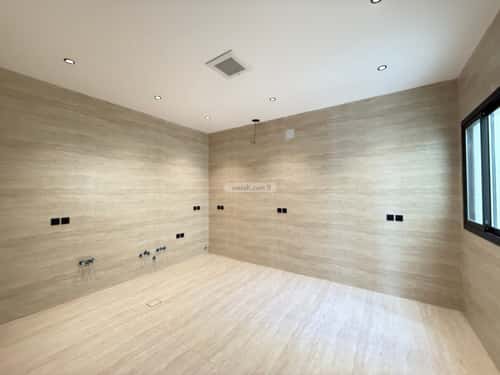 5 bedroom villa in Al Mahdiyyah 3