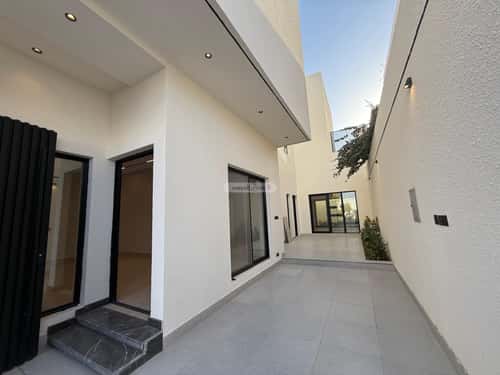 5 bedroom villa in Al Mahdiyyah 20