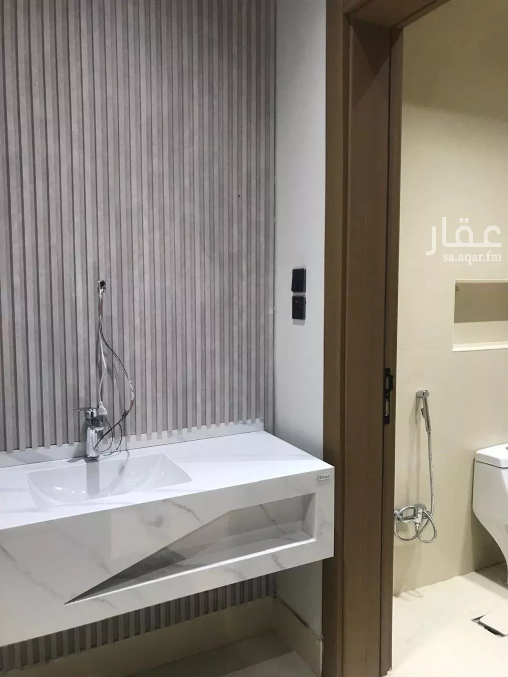 4 bedroom apartment in Dhahrat Laban 5