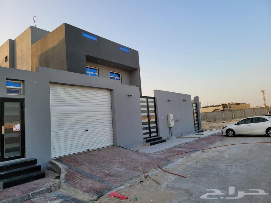 6 bedroom villa in Al Amwaj 11