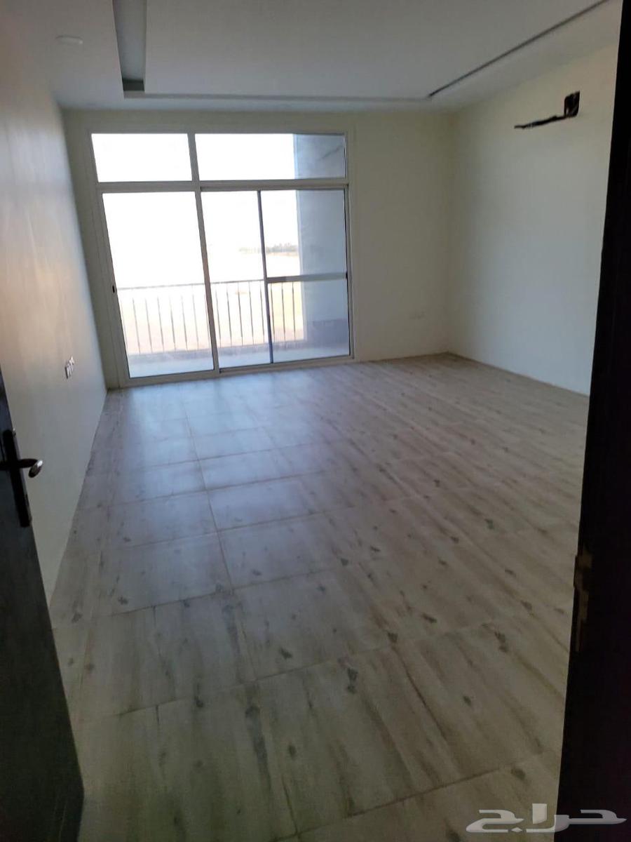 6 bedroom villa in Al Amwaj 6