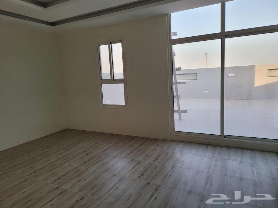 6 bedroom villa in Al Amwaj 7
