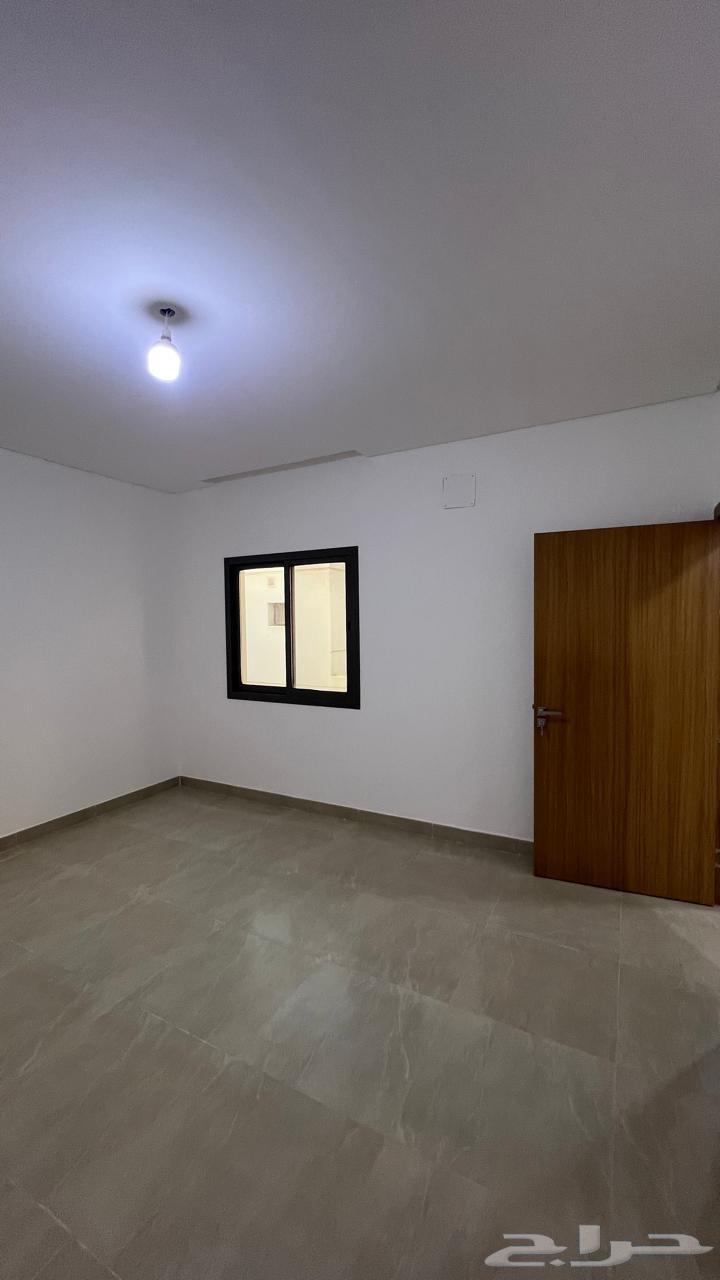 8 bedroom villa in Al Rawdah 13