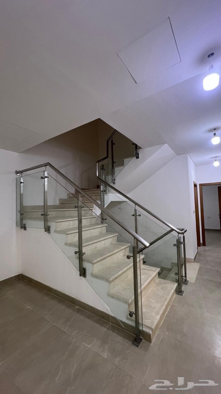 8 bedroom villa in Al Rawdah 14