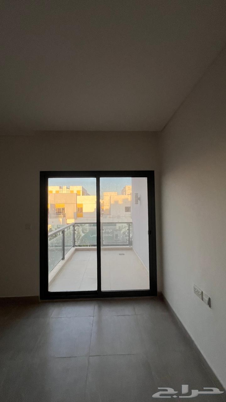 8 bedroom villa in Al Rawdah 16