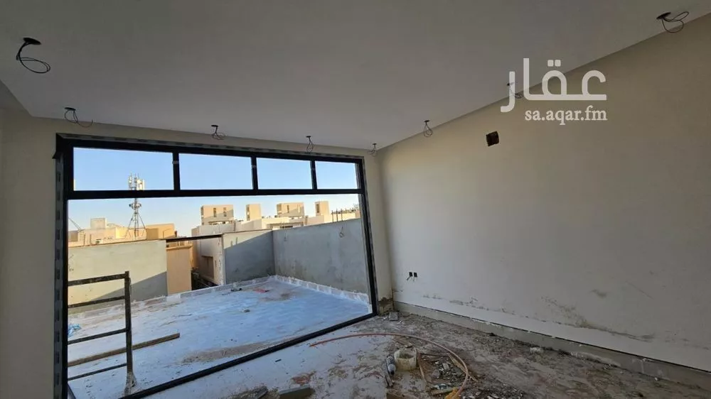 فيلا 5 غرف في الملك فيصل 10