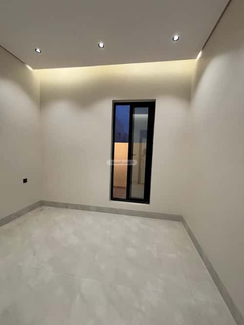 5 bedroom villa in Al Mahdiyyah 2