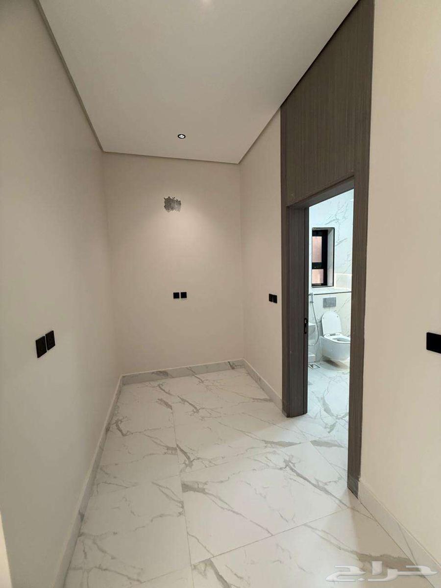 9 bedroom villa in Al Rawdah, Eastern Province 18