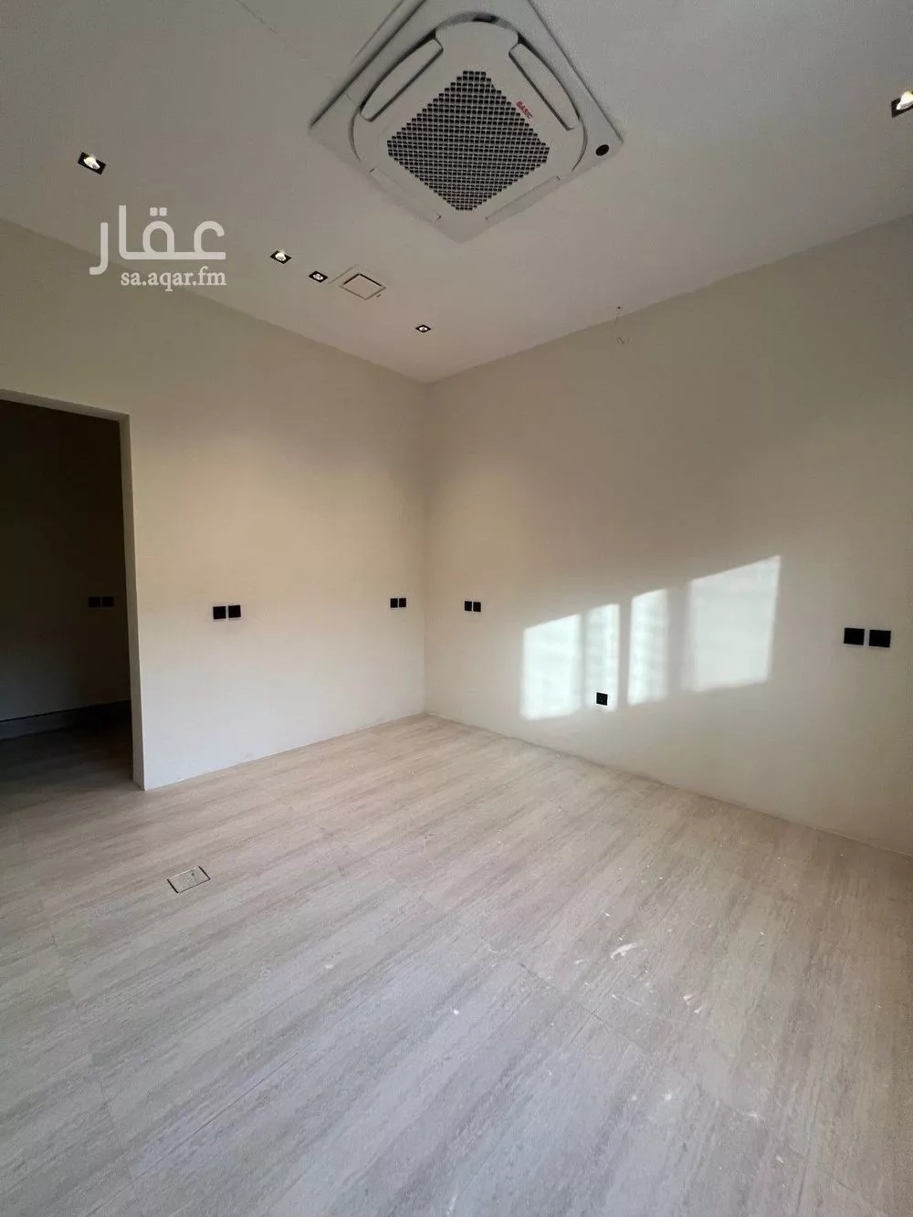 فيلا 6 غرف في المهدية 15