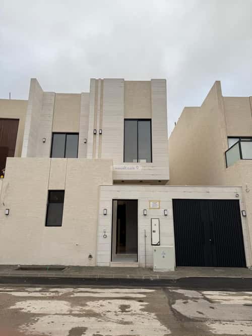 6 bedroom villa in Al Mahdiyyah 4
