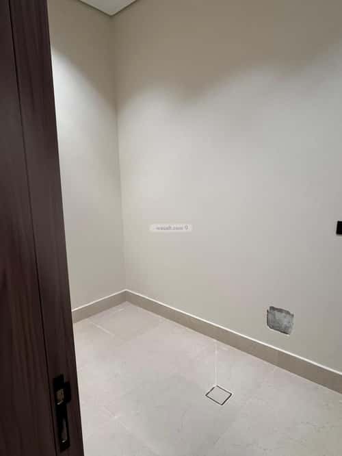 5 bedroom villa in Al Mahdiyyah 5