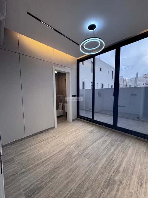 6 bedroom villa in Al Mahdiyyah 2