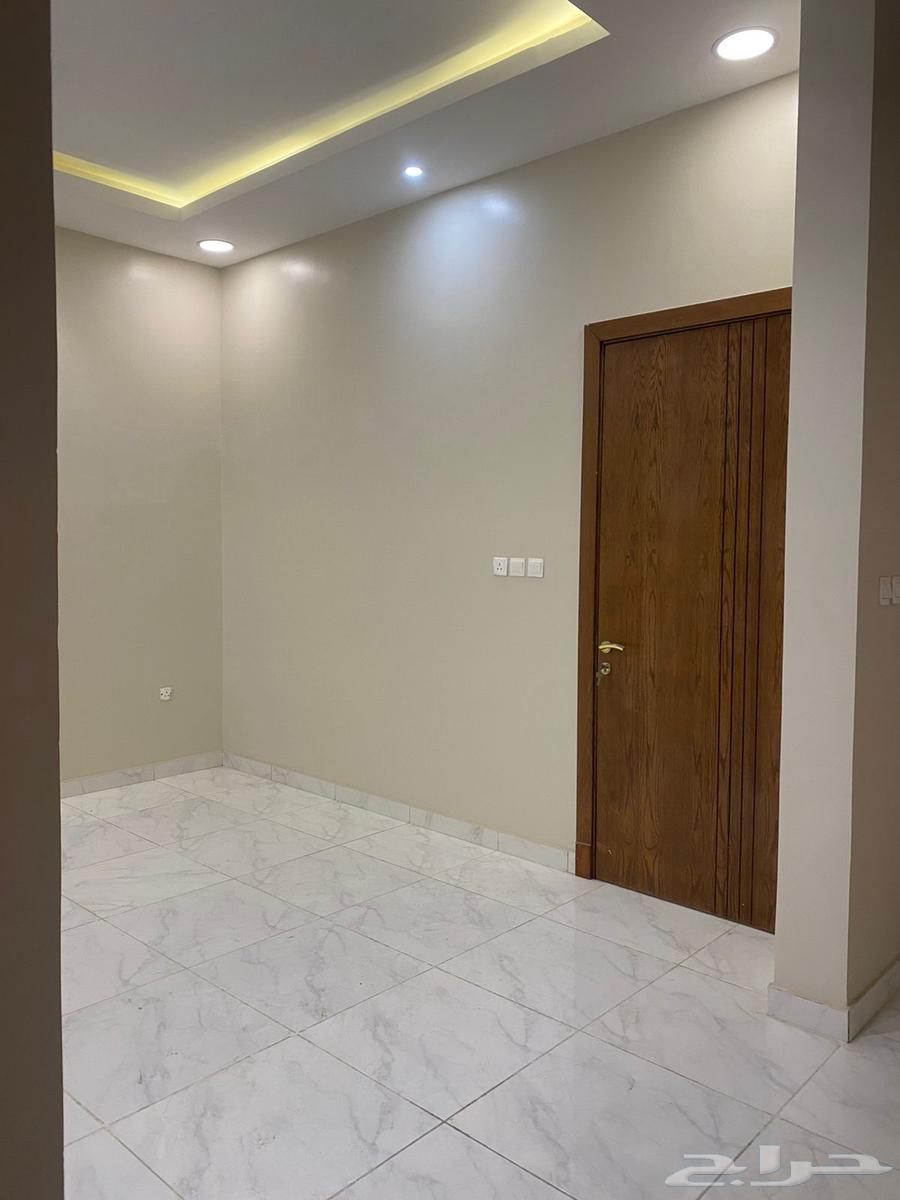 5 bedroom villa in Al Lulu 12