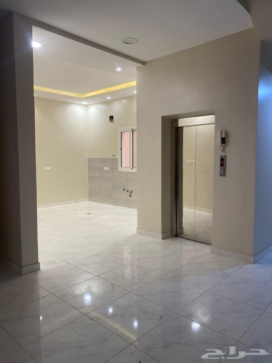 5 bedroom villa in Al Lulu 15