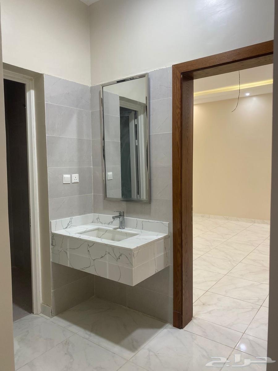 5 bedroom villa in Al Lulu 16