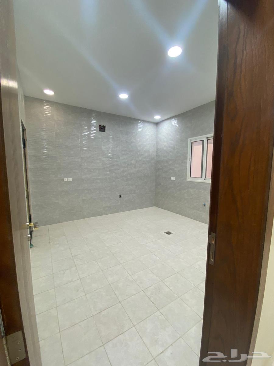 5 bedroom villa in Al Lulu 18