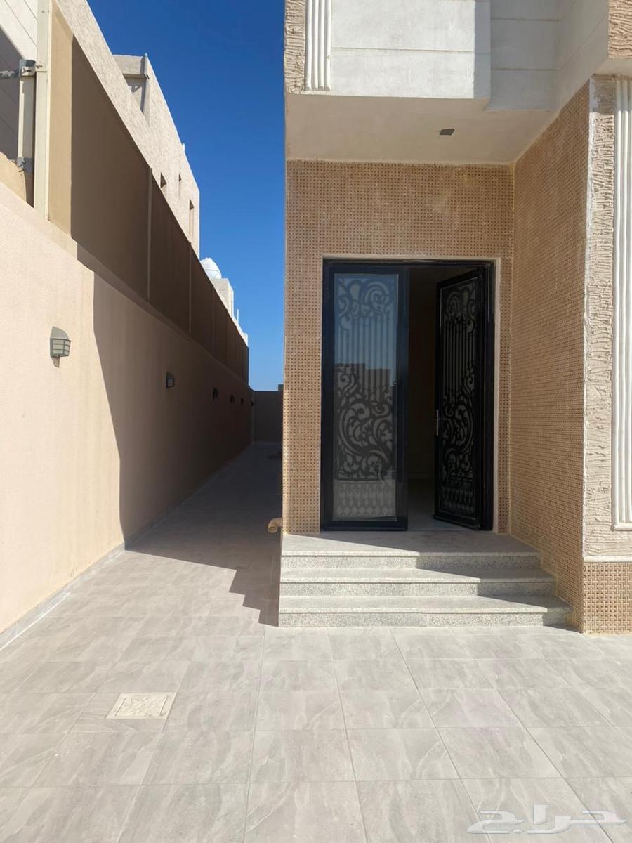 5 bedroom villa in Al Lulu 4