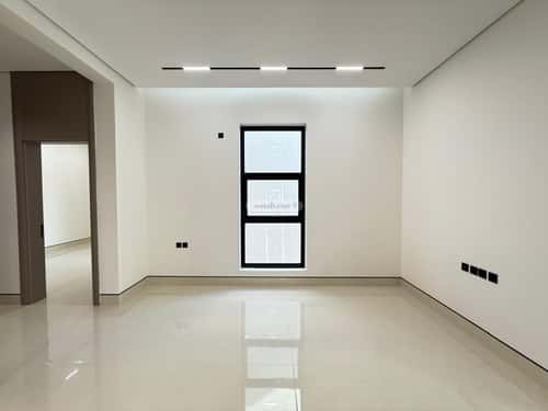 5 bedroom villa in Al Mahdiyyah 4